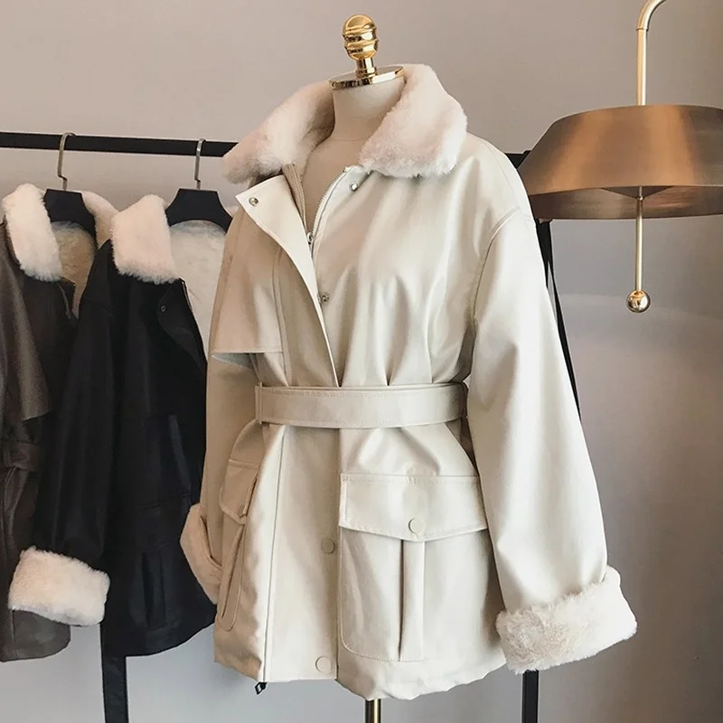 

Зимняя кожаная куртка большого размера для женщин с искусственным мехом кролика Внутри теплая мягкая утолщенная меховая подкладка пальто черные кожаные куртки