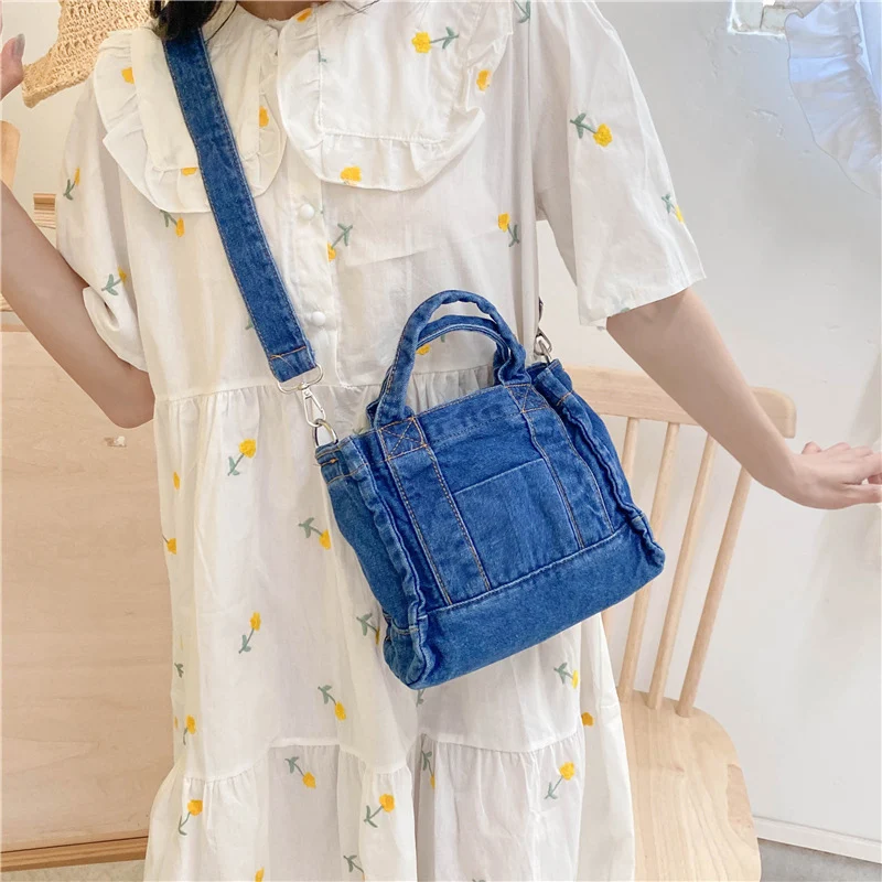 

Women Denim Cloth Little Shoulder Bag Trendy Summer Denim Handbag Small Casual Tote Female Large Capacity Lady Zipper Purse