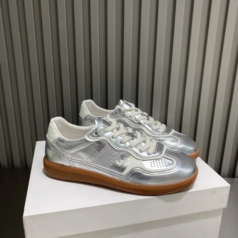 Женские спортивные теннисные кроссовки с круглым вырезом