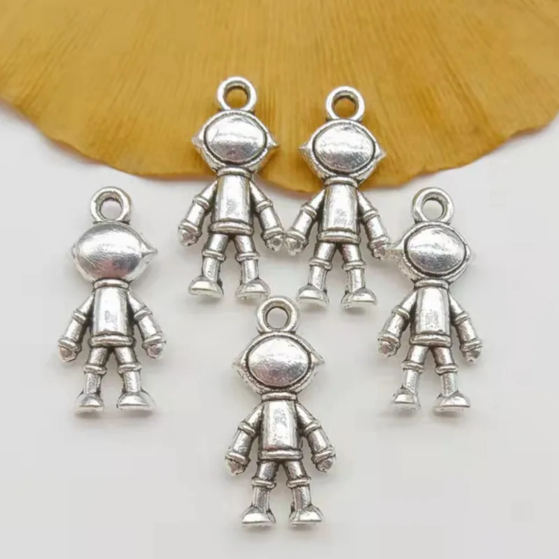 

20pcs Charms 3D Astronaut Cosmonaut 18x9mm Tibetan Silver Color Pendants Antique Jewelry Making DIY Handmade Craft