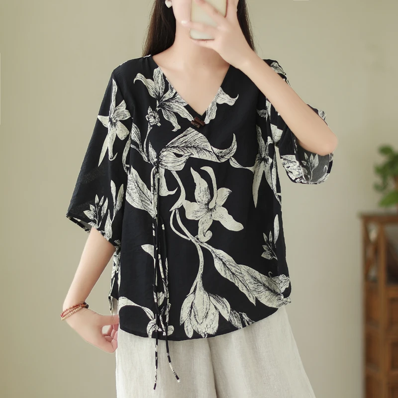 

2023 New Arrival Summer Women Loose Fit Casual Vintage Print V-neck Blouse All-matched Cotton Linen Short Sleeve Shirts V568