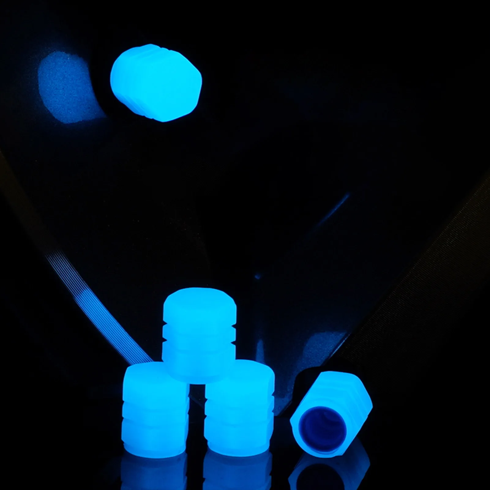 

Universal Car Tire Valve Caps Luminous Tire Valve Cap Dust-proof Tires Wheel Hub Valve Glowing Tyre Covers Tyre Accessories