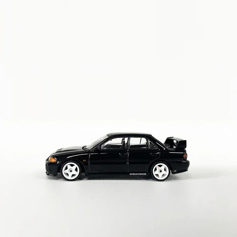 Tarmac Works 1:64 Model Car Lancer GSR Evolution III Alloy Die-Cast Vehicle -Black