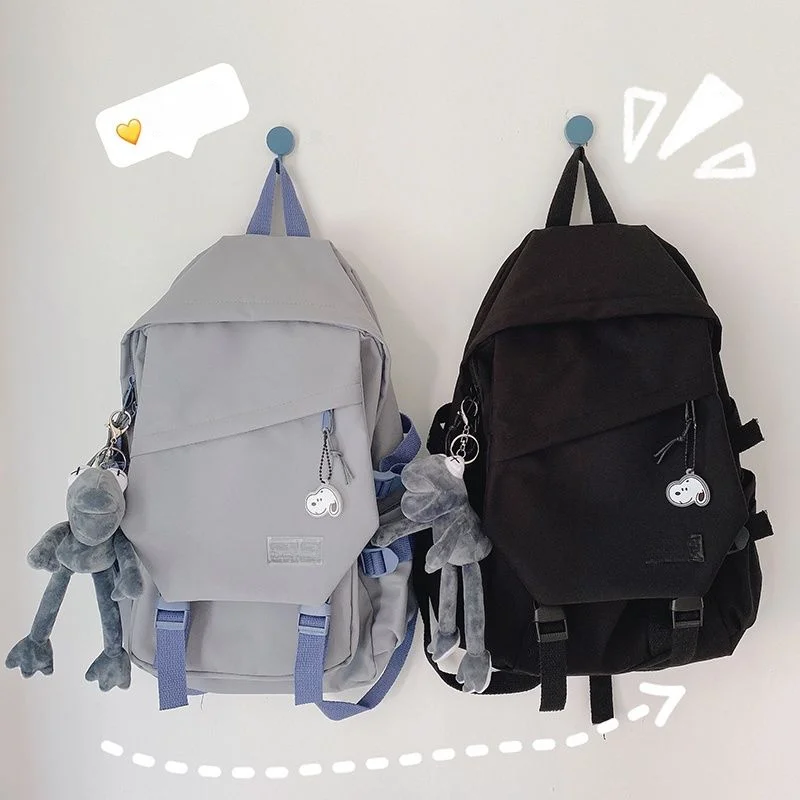 

Fashionable Unisex Backpack with Waterproof and Zipper - Suitable for Work and Travel