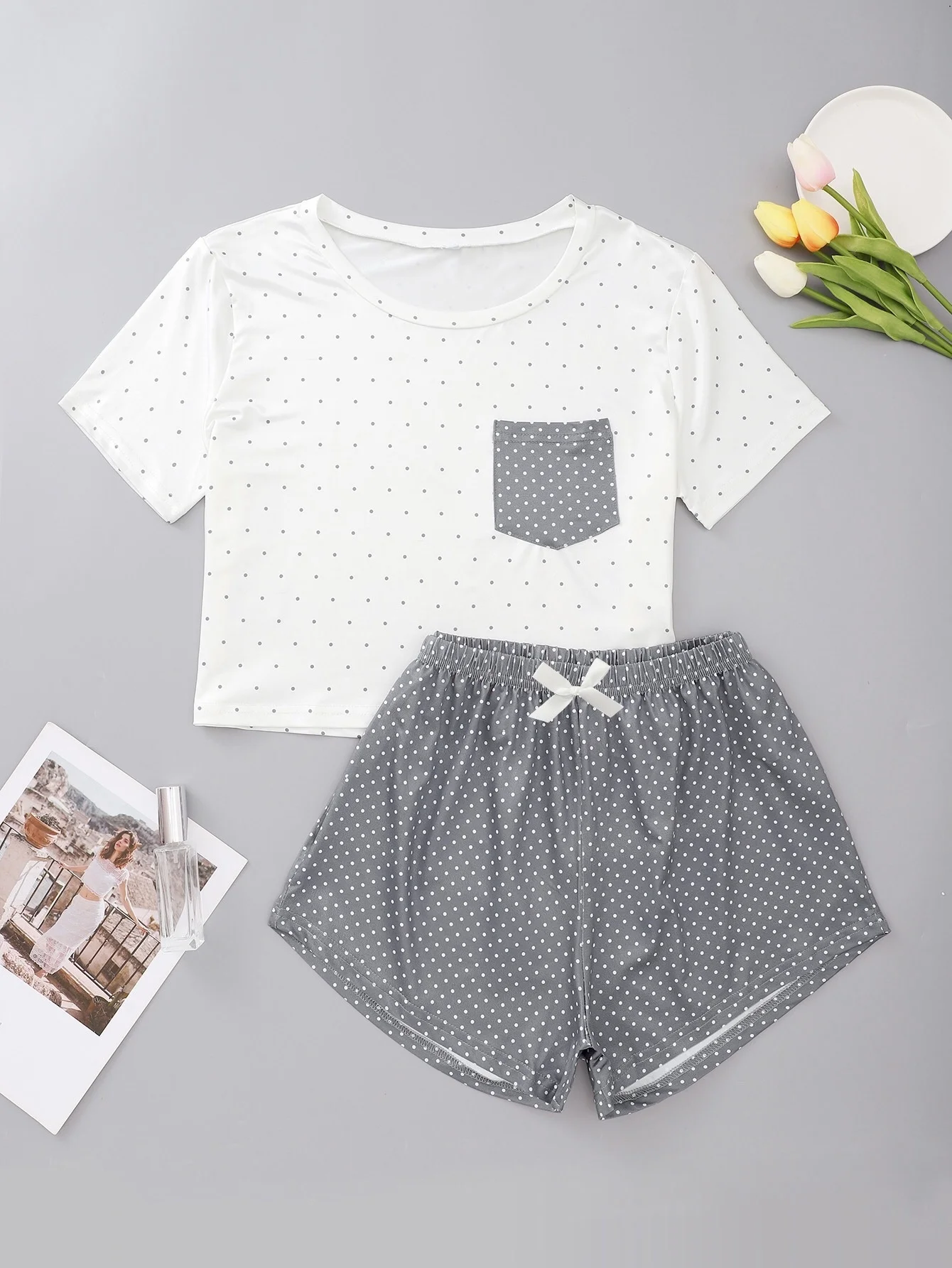 

New Style Women's Cute Polka Dot Print Short Sleeve T Shirts & Shorts Pajama Set Summer Casual Sleepwear Home Suits