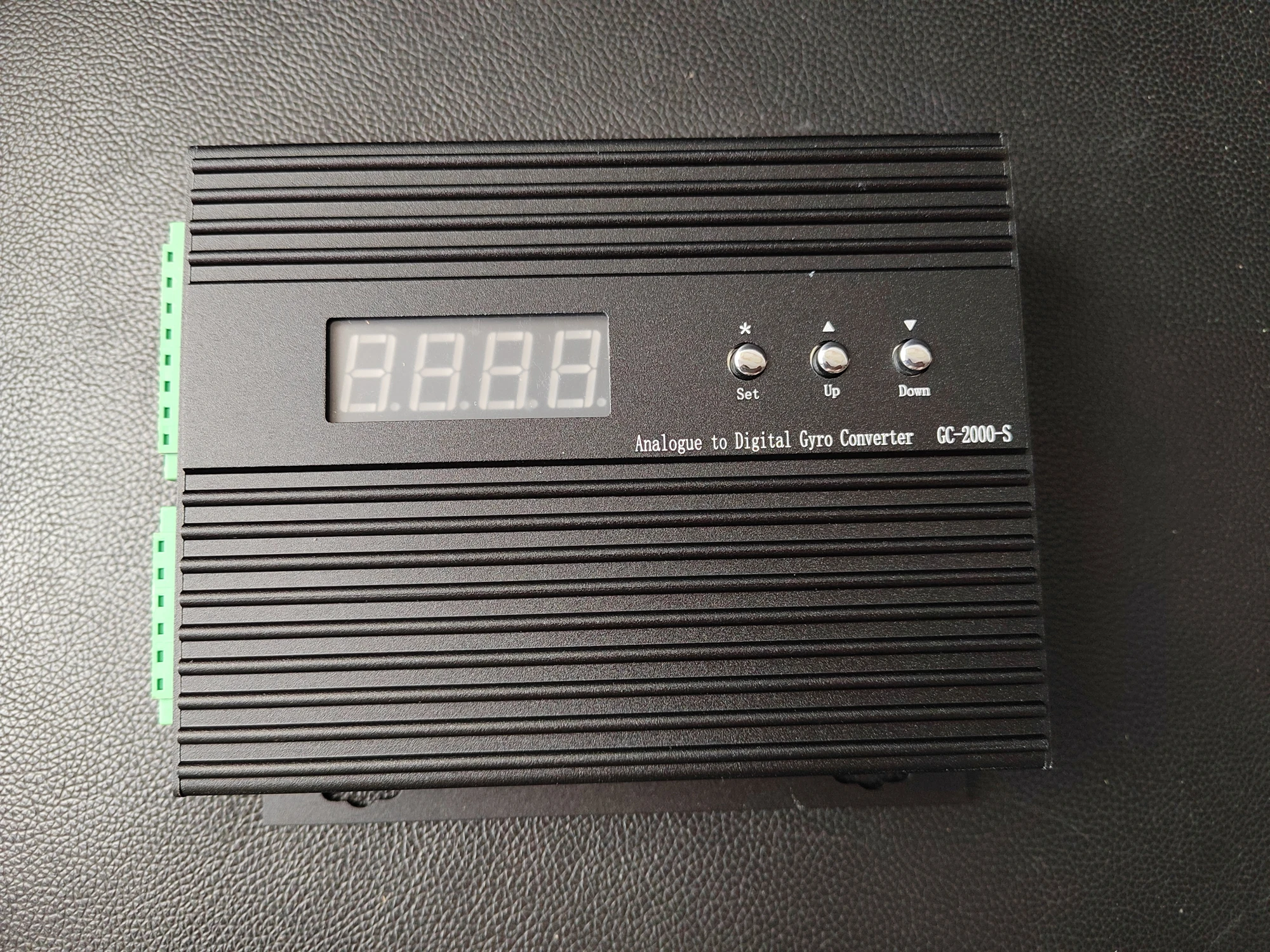 Matsutec GC-2000 Гироскопический преобразователь NMEA0183 Цифровой с дисплеем/конвертер