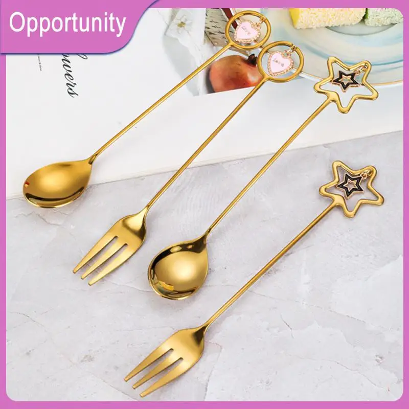 

Creative Fruit Fork Five-pointed Star Gold-plated Spoon Long Handle Heart-shaped Pendant Handle Spoon Stainless Steel Fork