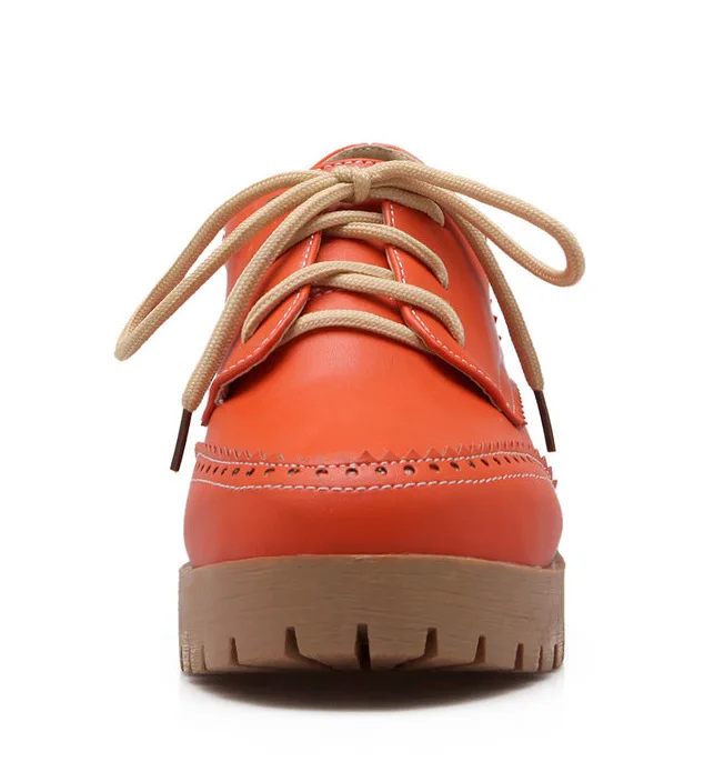 Женская обувь 2025 года. Сабо на платформе с острым носком. обувь. Осенние туфли