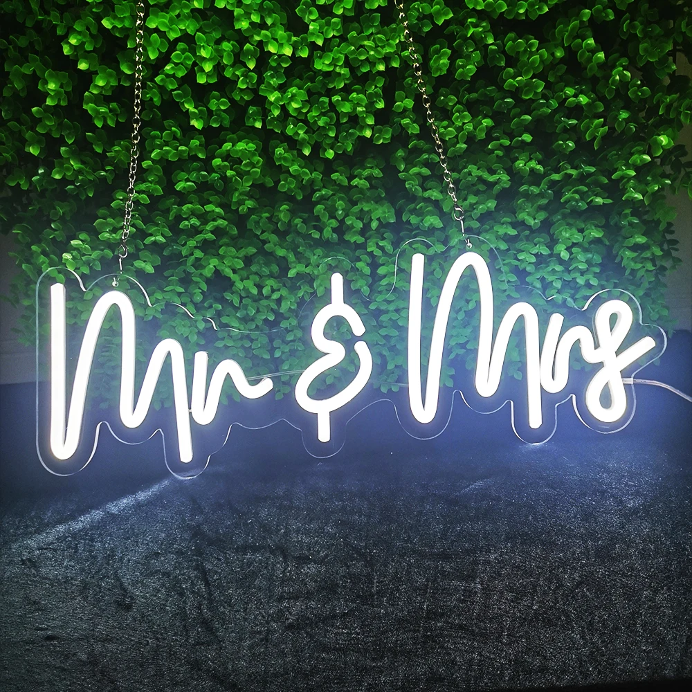 

Индивидуальная светодиодная неоновая световая Вывеска «Mr & Mrs»