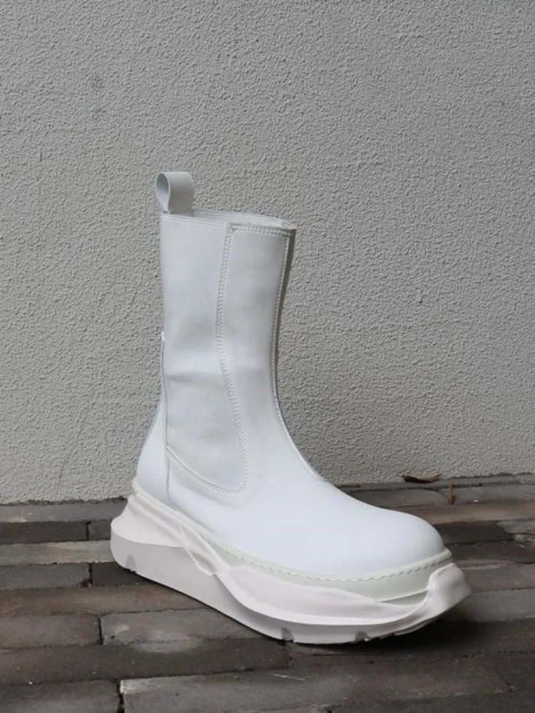 Кроссовки в готическом стиле для мужчин