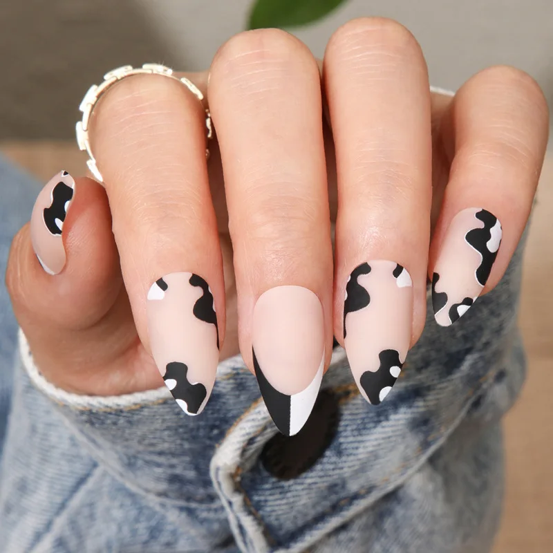 

Free Shipping 24pcs Reusable Red Fire False Nails Art Gyaru Gradient Easy Wear Snake Style Manicure Long 1 Dollar Item For Girls