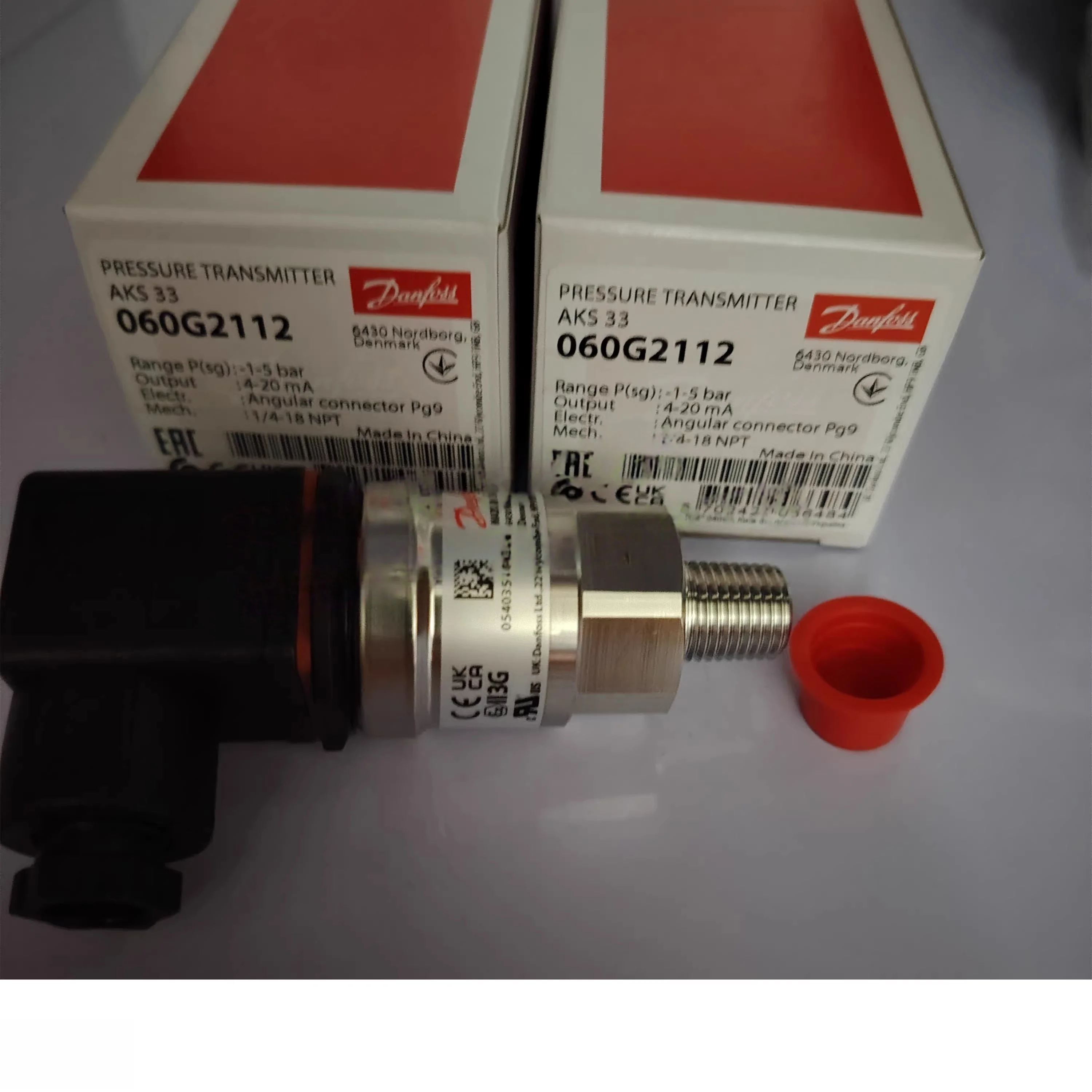 Фото Новый датчик давления Danfoss AKS33 (060G2108)(060G2109)(060G2110(060G2111)(060G2112)(060G2113)(060G2114(060G2115)) №3
