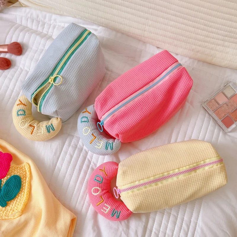 

1 Pc Female Make Up Toilet Bag Pouch Necessaries Pencil Cases Women Zipper Make Up Bag Travel Large Cosmetic Bag for Makeup