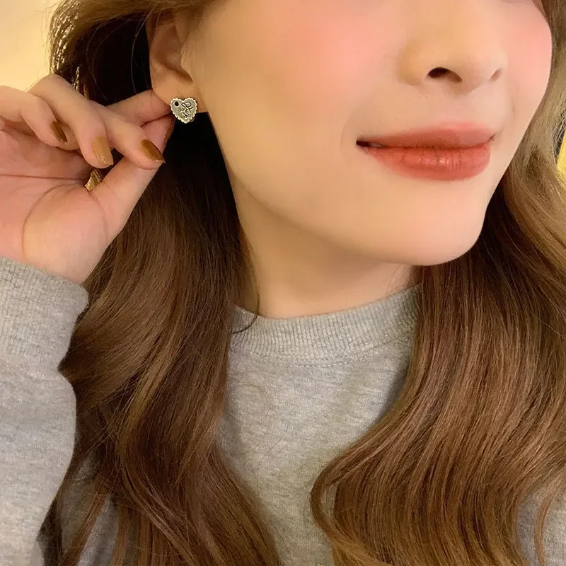 Винтажные модные элегантные серьги-кольца в форме сердца с буквами для женщин