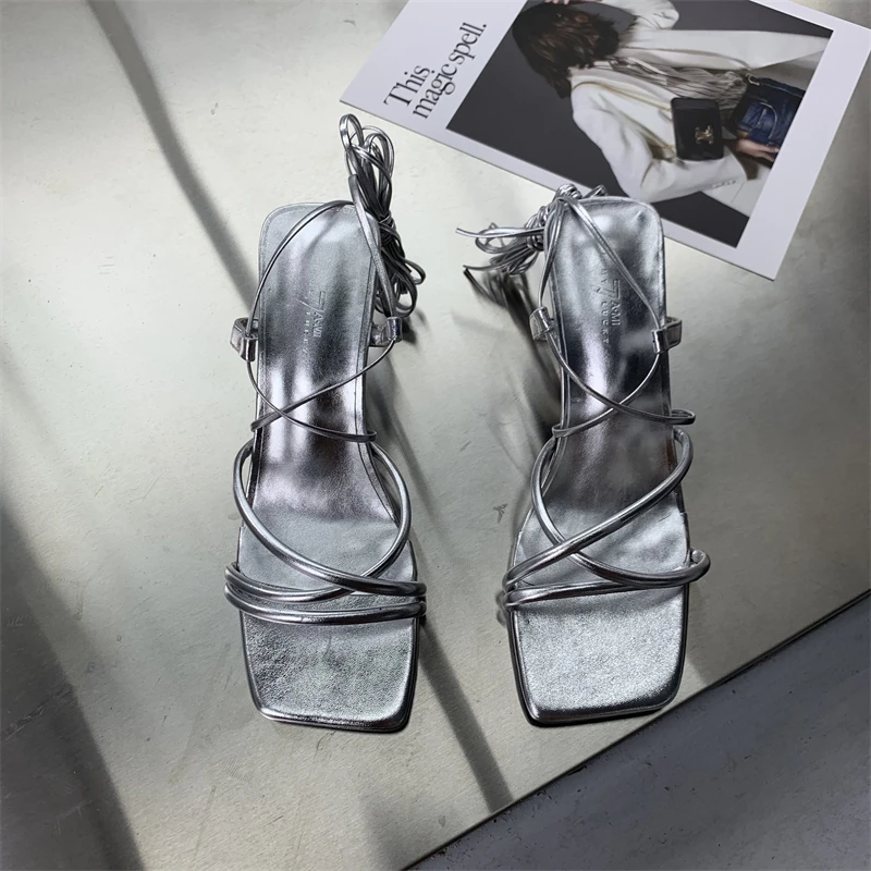 

Сандалии на высоком каблуке для женщин, женская обувь на лето 2023, женские гладиаторы на высоком каблуке-шпильке, новая модная прозрачная бежевая фотообувь