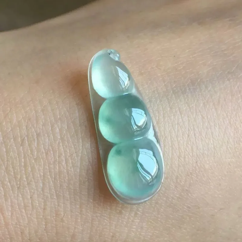 Кулон из нефрита кулон в виде ледяной зеленой фасоли золотые ветки и нефритовые