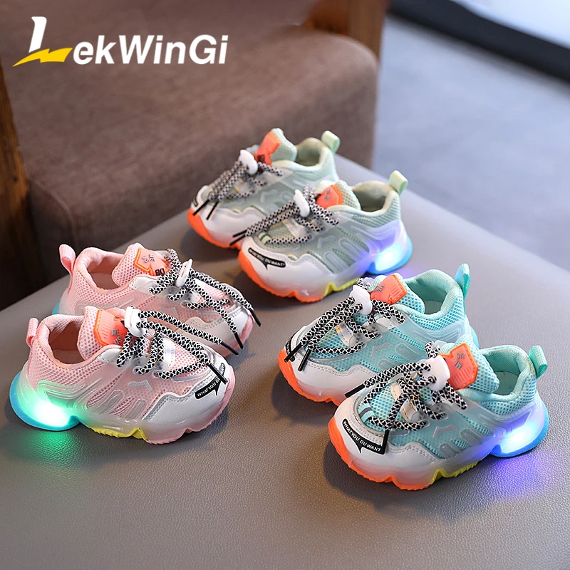 

Size 21-30 Glowing Sneakers for Children Luminous Shoes Boys Girls Sport Running Shoes Baby Toddler Little Kid LED Sneakers