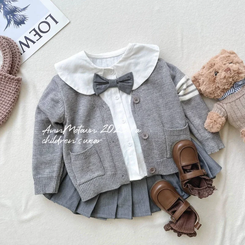 

Комплект из 3 предметов для девочек в стиле академии: рубашка, плиссированная юбка и кардиган, свитер для осенней одежды для девочек от 2 до 8 лет, одежда для девочек