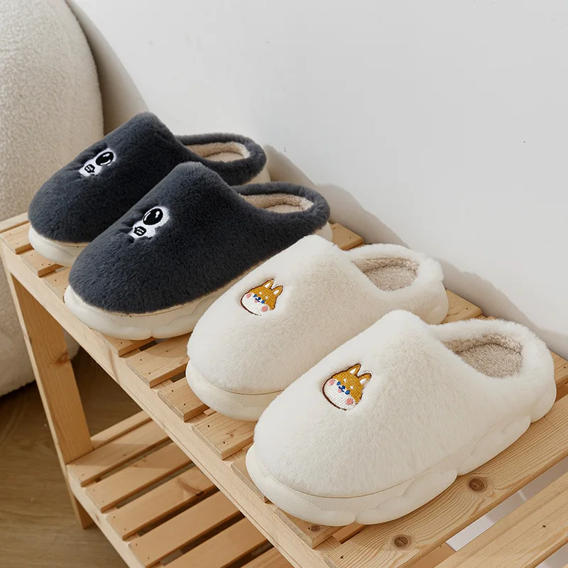 

New 2022 Women Platform Slippers Indoor Couples Winter Shoes Warm Faux Fur Cute Cartoon Soft Sole Female Male Home Floor Slides