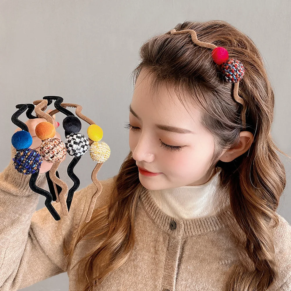 

Women Vintage Colorful Round Button Velvet Hairbanda Elegant Hair Decorate Outdoor Headbands Hair Hoop Fashion Hair Accessories