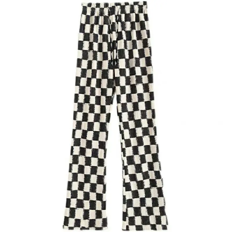 Рисунок 6 - Винтажные клетчатые брюки QWEEK