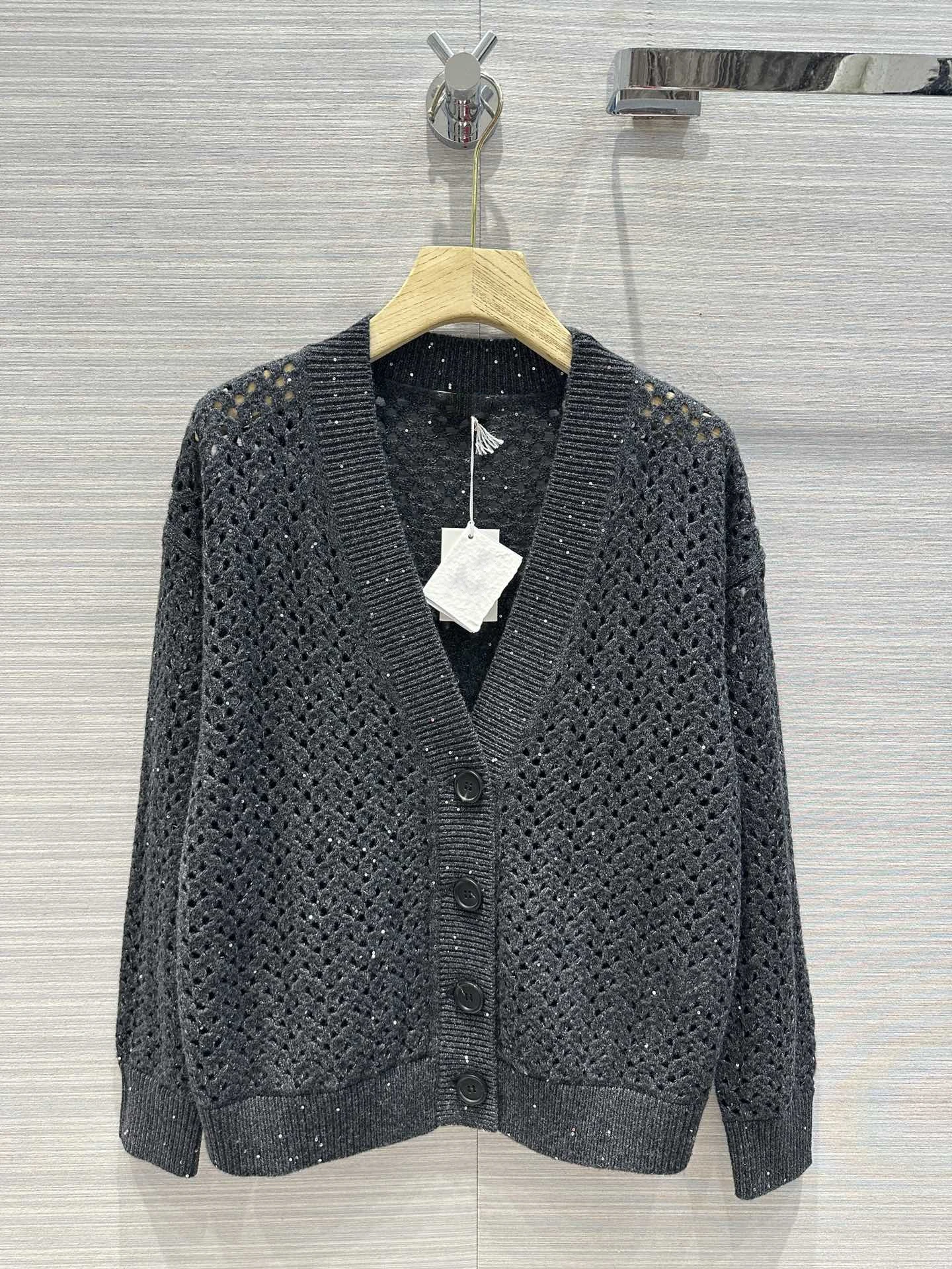 Рисунок 6 - Женские комплекты из 2 предметов