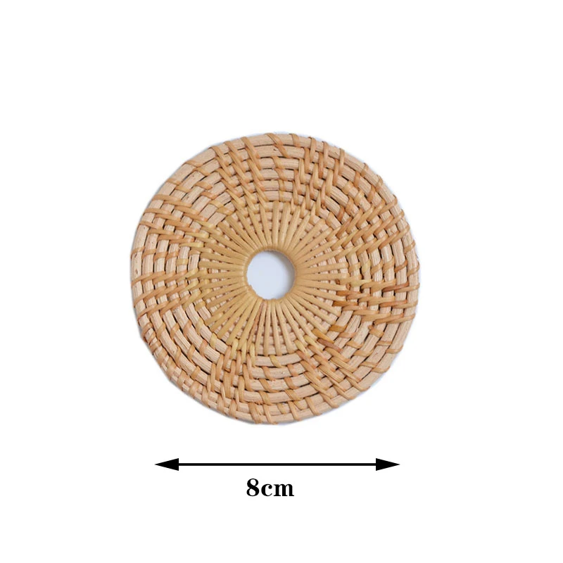 

Круглый коврик для чашки из ротанга