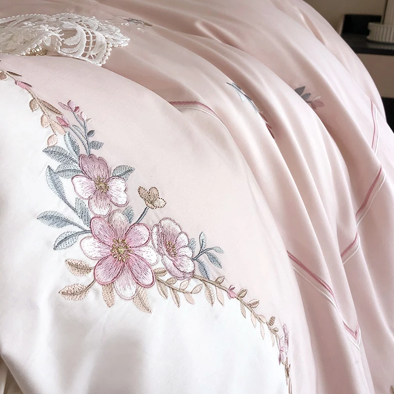 Симпатичное постельное белье с бантом комплект вышивкой королевского размера