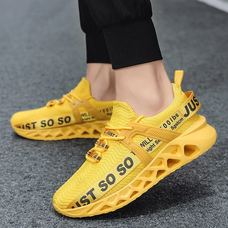 Couple Sneakers Men Running Shoes Fashion Breathable Outdoor Sports Shoes Soft Thick Bottom Athletic Women Sneakers Dropshipping