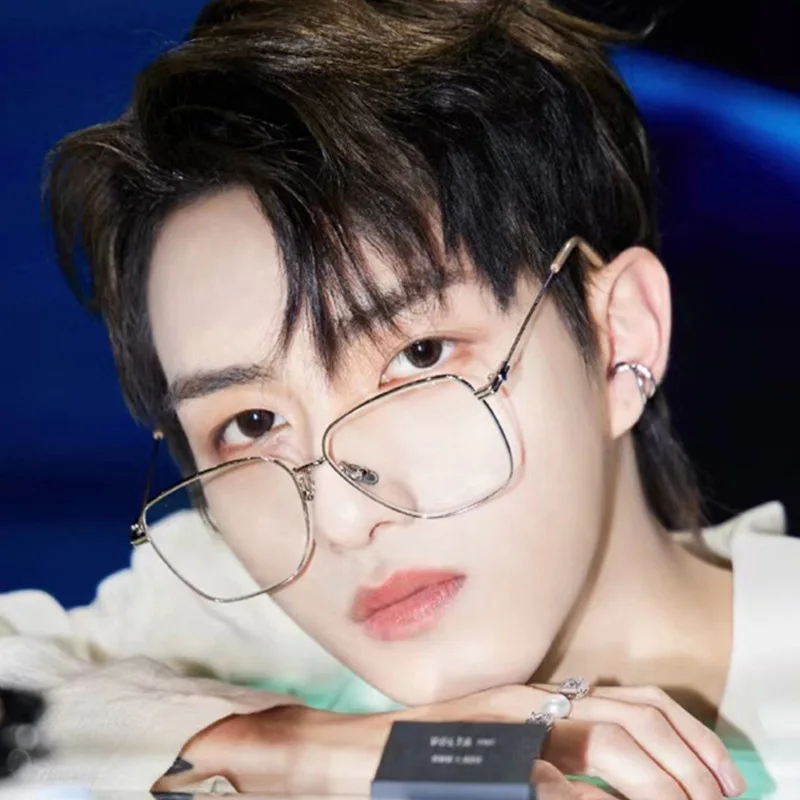 

Men's Fashion Luxury Sunglasses Retro Glasses Alloy Glasses Frame Glasses Anti-blue Light Glasses Square Punk Style Sunglasses