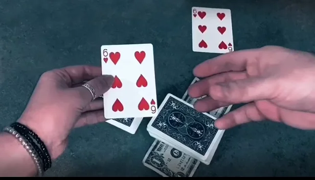 DEAL OR NOT by Mickael Chatelain Magic трюки карта магия магический ставок реквизит магические