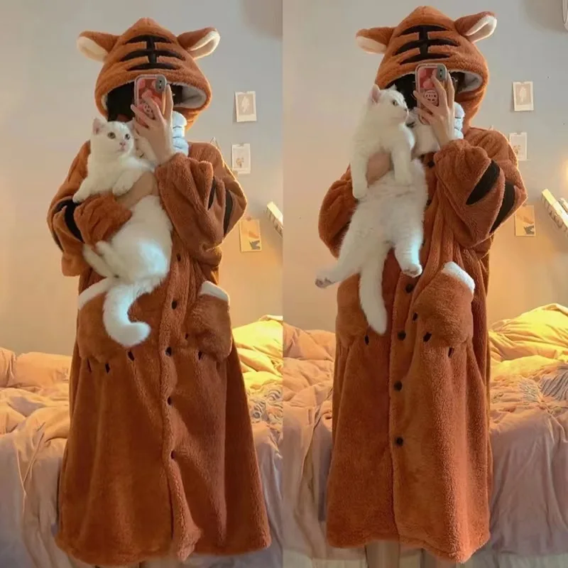 Tiger Nightgown Flannel Bath Robe Adult Animal Pajamas Women's Halloween Cosplay Pajamas Christmas Sleepwear Cartoon Homewear