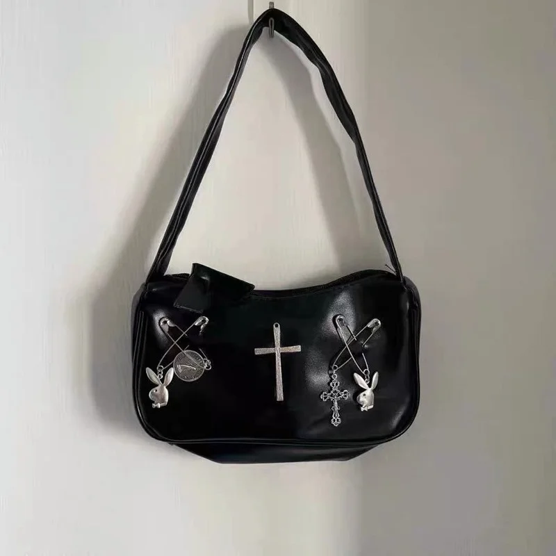 

MBTI Y2K Spice Girl Shoulder Bag 2022 Summer Millennial Girl Trend Y2K Spice Girl Bunny Chain Underarm Bag for Women