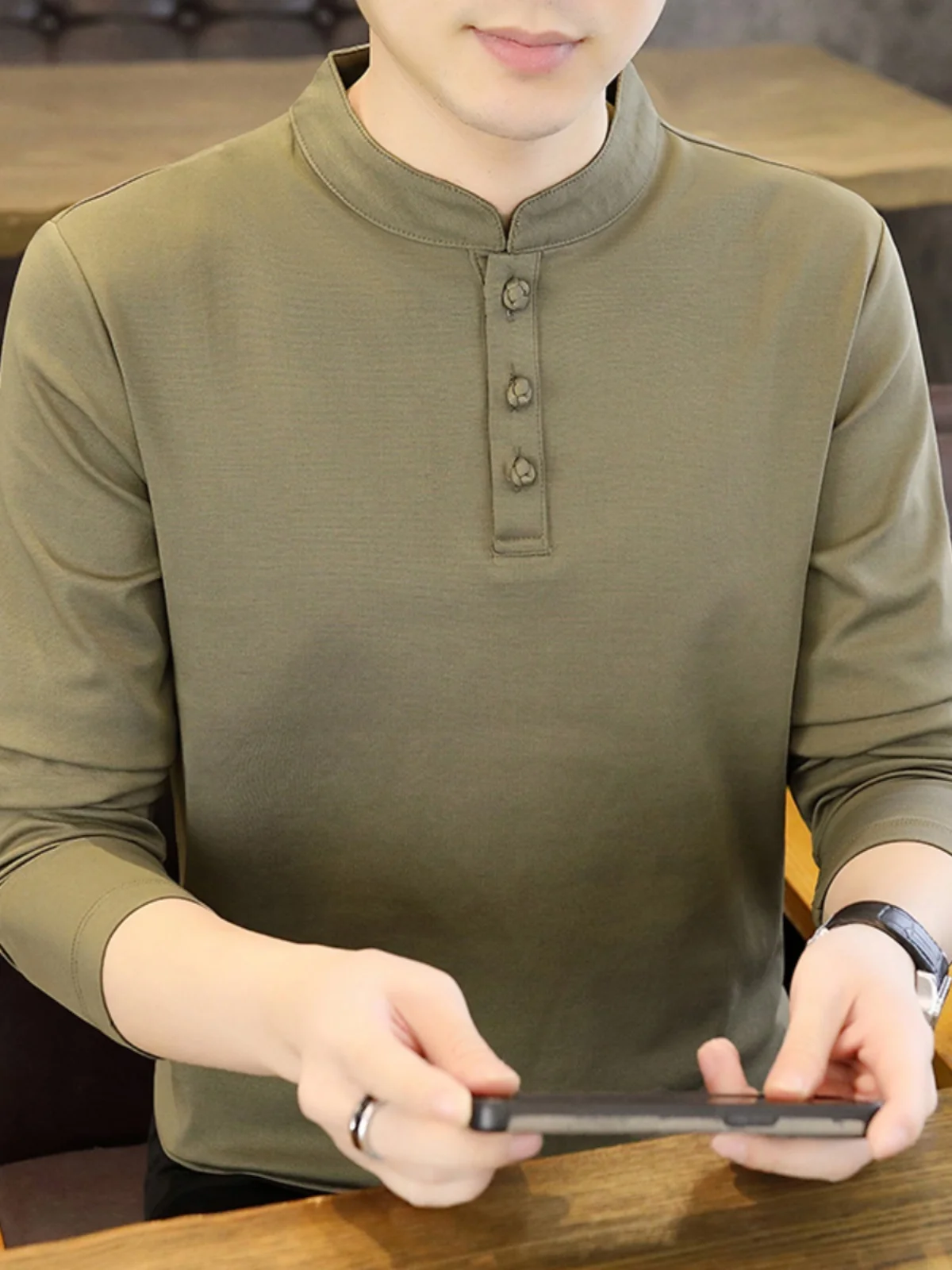 Новинка 2025 рубашка с длинными рукавами и воротником-стойкой мужская тонким низом