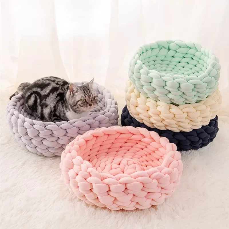 

2022New Knitting Cotton Soft Dogs Cats Bed Mats Large Warm Kennel Pet Mat Puppy Cushion House Pet Kennel Pet Dog Cat Hand-woven
