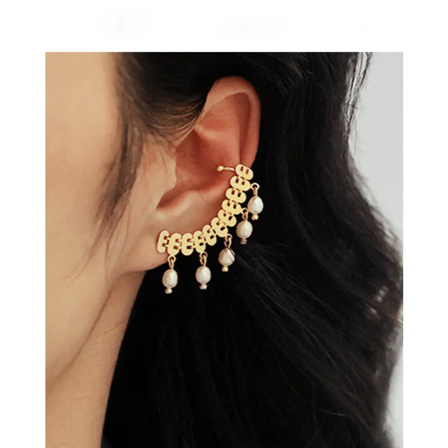 

Natural Pearl bohemia Delicate Elegance One Piece Stud Earrings for women graceful tassel chic jewelry
