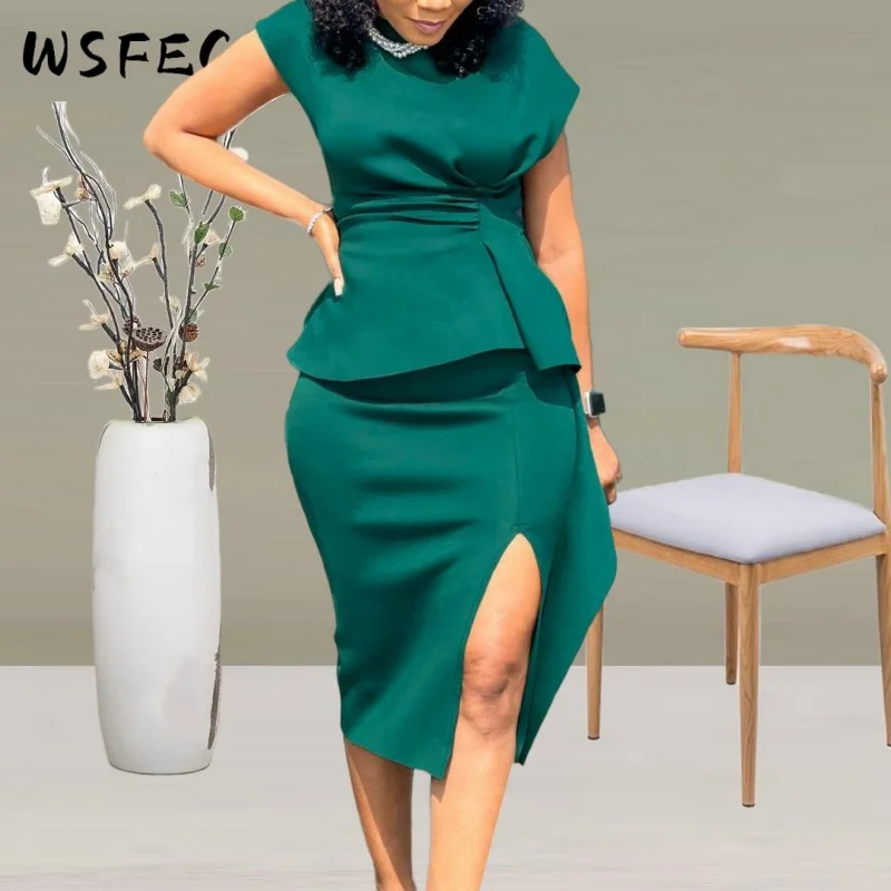 

Платье-карандаш в африканском стиле, без рукавов, с оборками