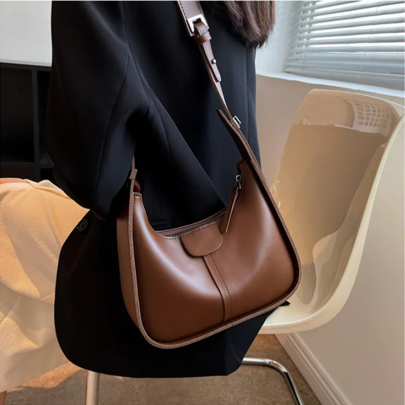 Women's Bolsa Simple Large Capacity Wide Shoulder Bucket Bag Fashion Portable Solid Color Crossbody Bags for Women сумка женская