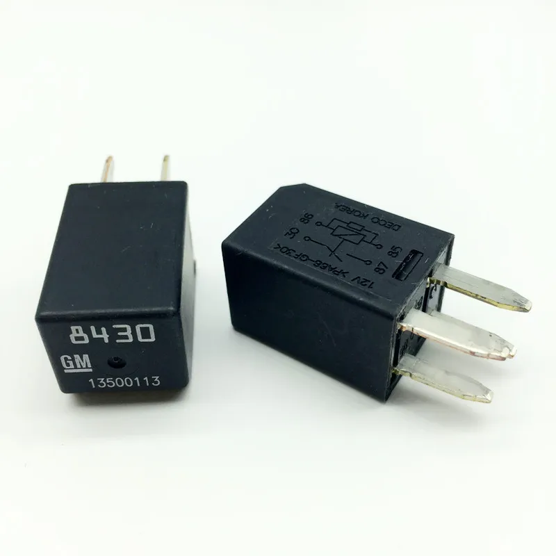 

Реле PA66-GF33 12V 20A V11-12V-20A
