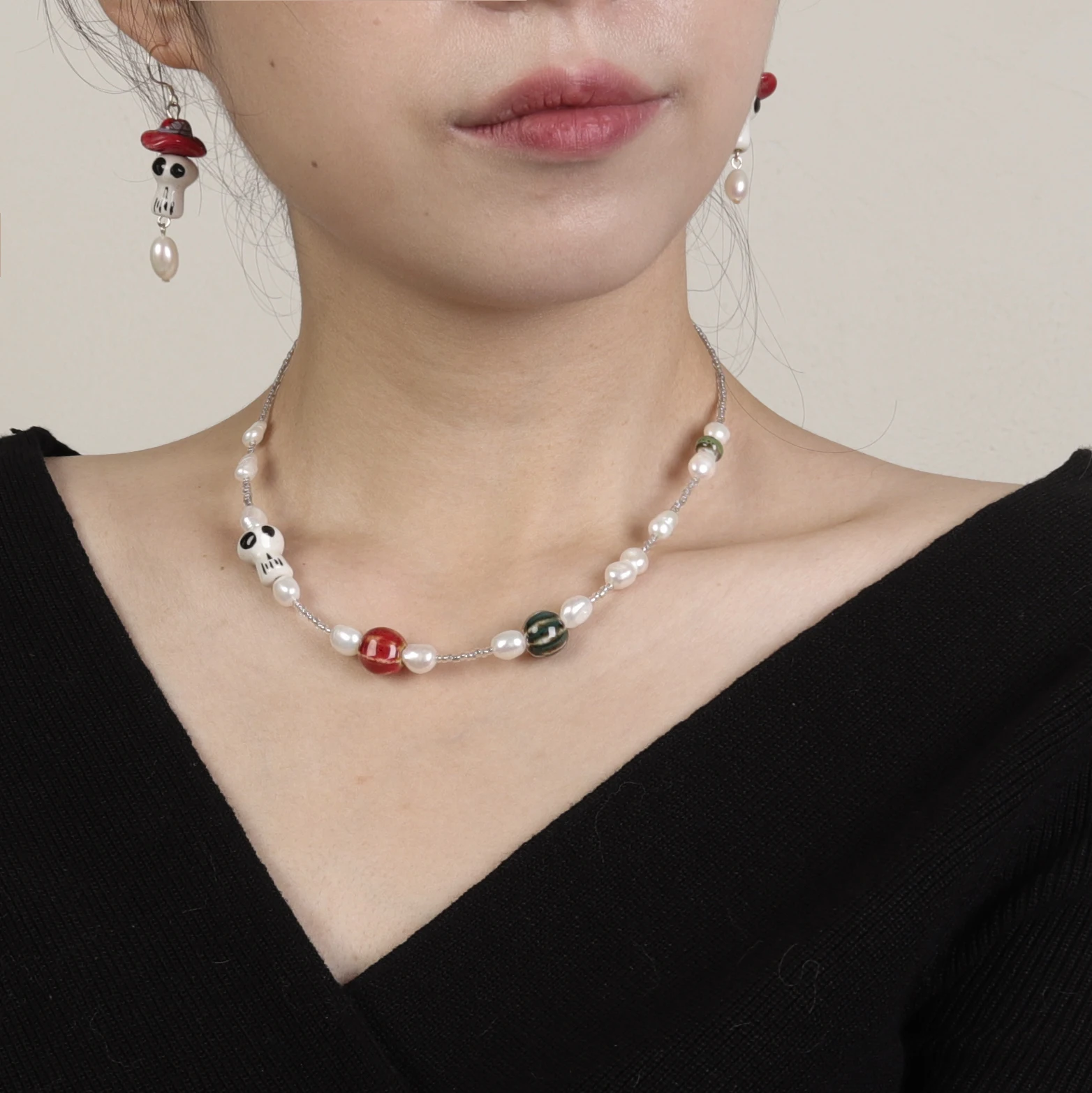 

2 PCS Free Shipping Gost Pumpkin Fashion Real Pearl Necklace and Dangle Earrings for Woman and Girl Halloween Party