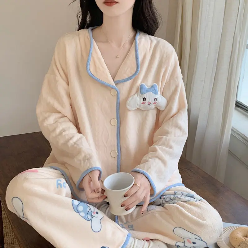 Фланелевая пижама Sanrios Pochacco в стиле аниме Kawaii Cinnamoroll женская осенне-зимняя милая