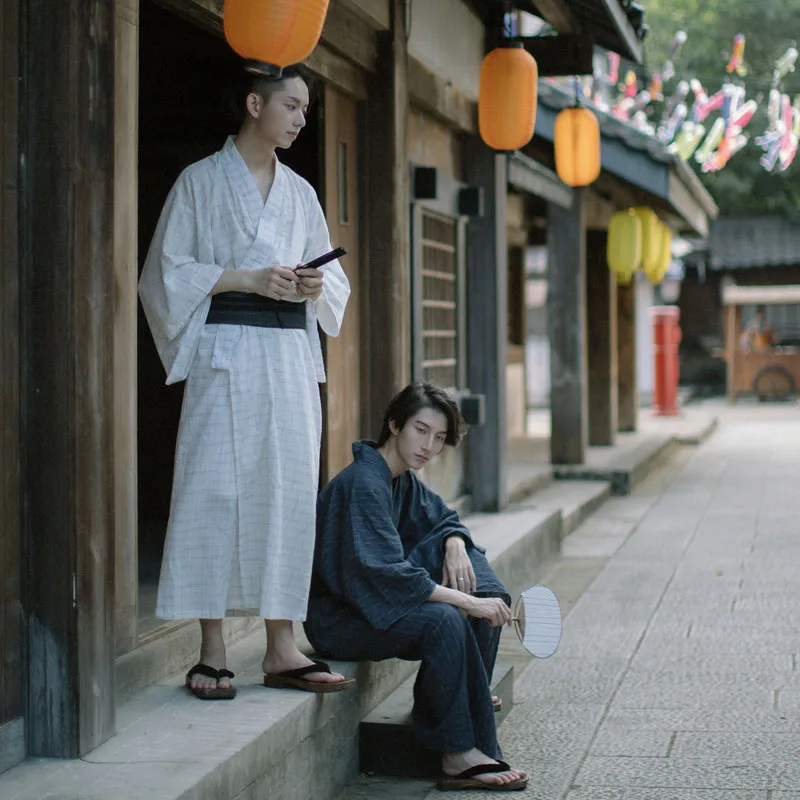 Традиционное японское кимоно для мужчин юката с поясом из хлопка цвет