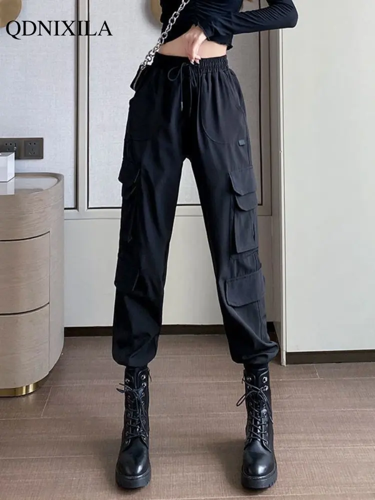 

Women's New In Pants Streetwear Black Plush Oversize Cargo Pants Korean Fashion Slim Straight Tube High Waist Casual Sweatpants
