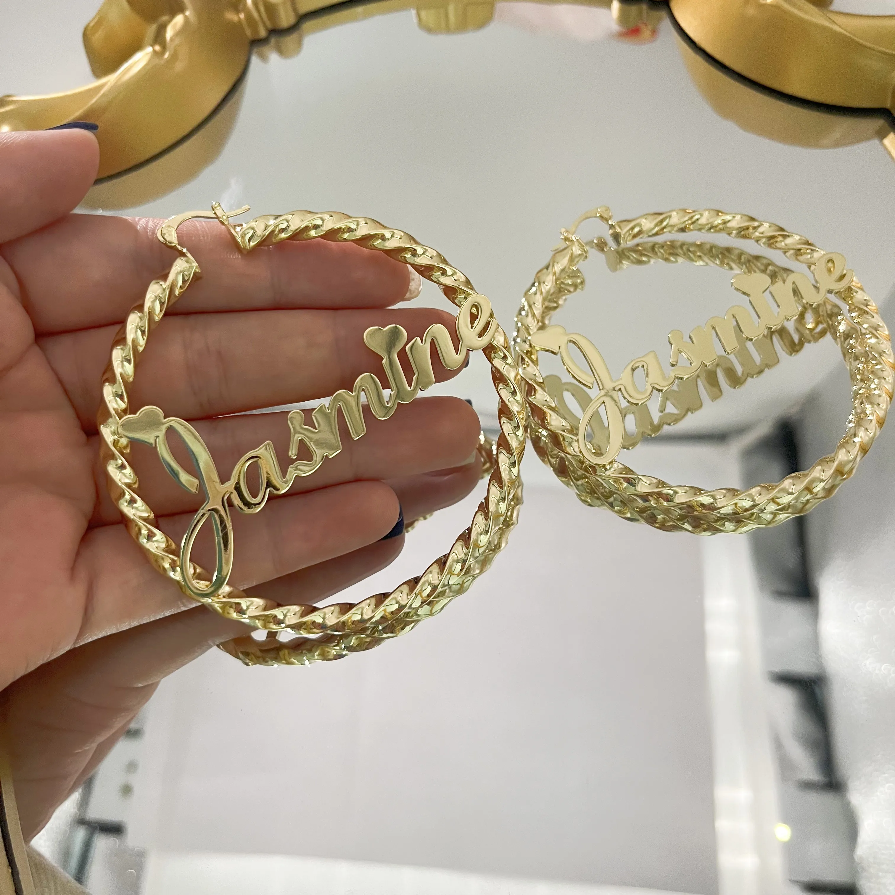 Рисунок 4 - Серьги-кольца женские спиральные