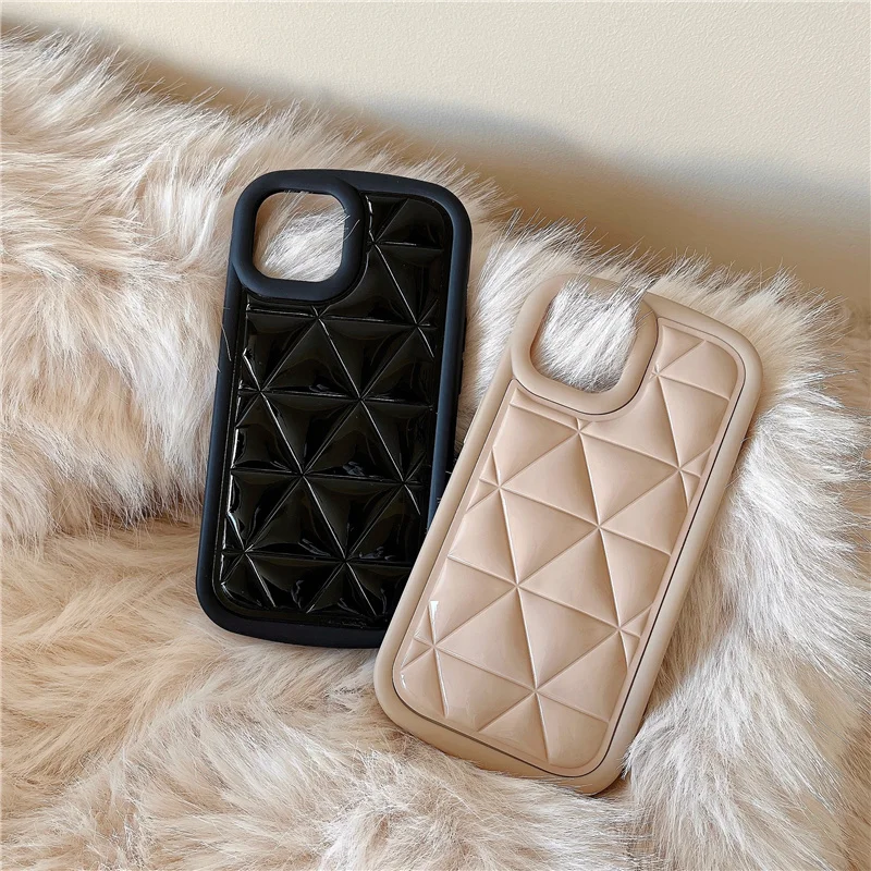

14 pro Case Luxury Chic Milk Brown Qulited Puffer Jacket Bumper Shockproof Phone Cover for iPhone 13 Pro 12 11 14 Pro Max Fundas