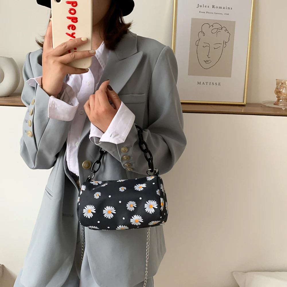 

Beach Holiday Ladies Simple Shoulder Crossbody Bags Daisy Flower Chain Handbag Simple Shoulder Messenger Bag