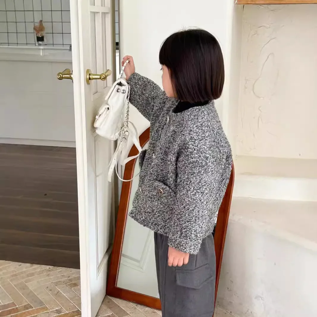 Пальто для девочек новинка 2024 зимняя детская одежда корейский стиль утепленное