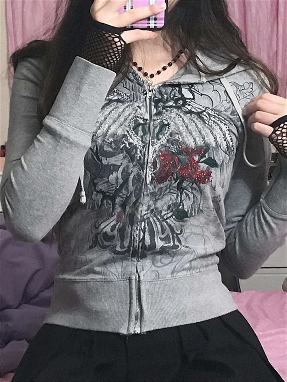 Женская короткая куртка на молнии с длинным рукавом и карманами | одежда