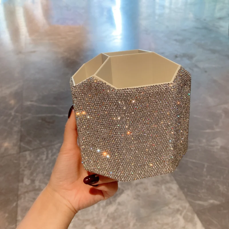 

Luxury Diamond Makeup Brush Storage Bucket White Multi Grid Storage Rack Lipstick Eyebrow Pen Desktop Organizer Box Bling Gift