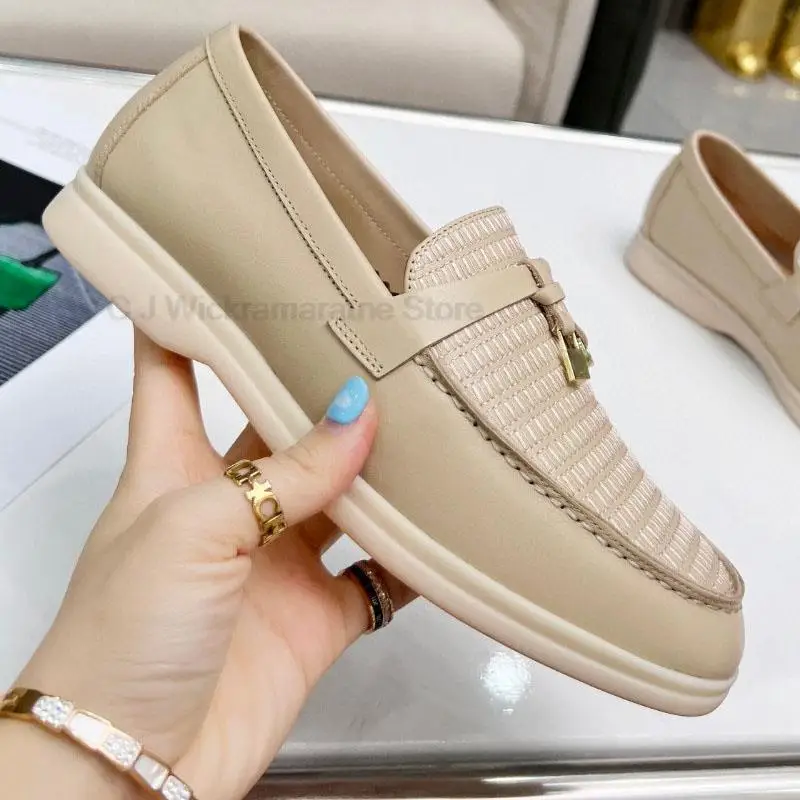 

Italy Designer Flat Loafers Shoes Women Luxury Genuine Leather Slip On Round Toe Ladies Casual Moccasin Fashion Shoes Brand